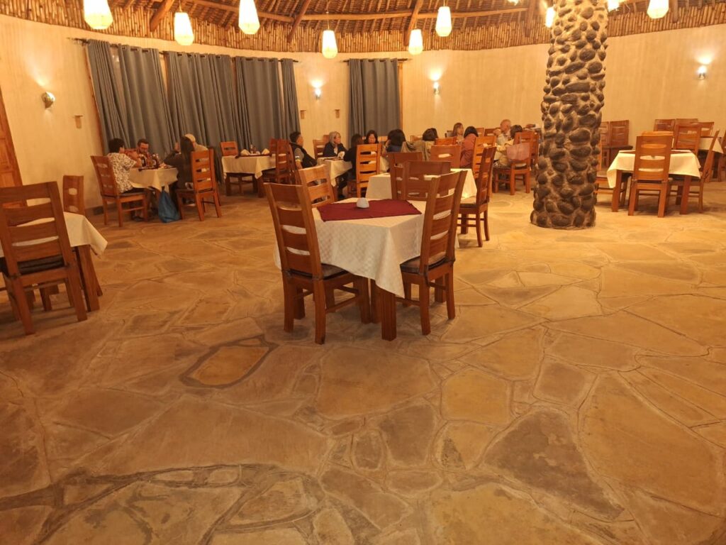 RESTAURANT.